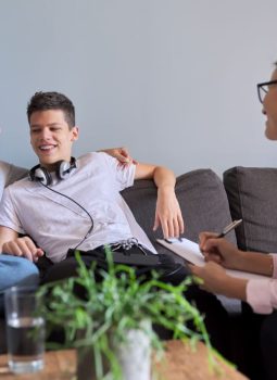 Teen-meets-with-therapist-in-teen-therapy-center.
